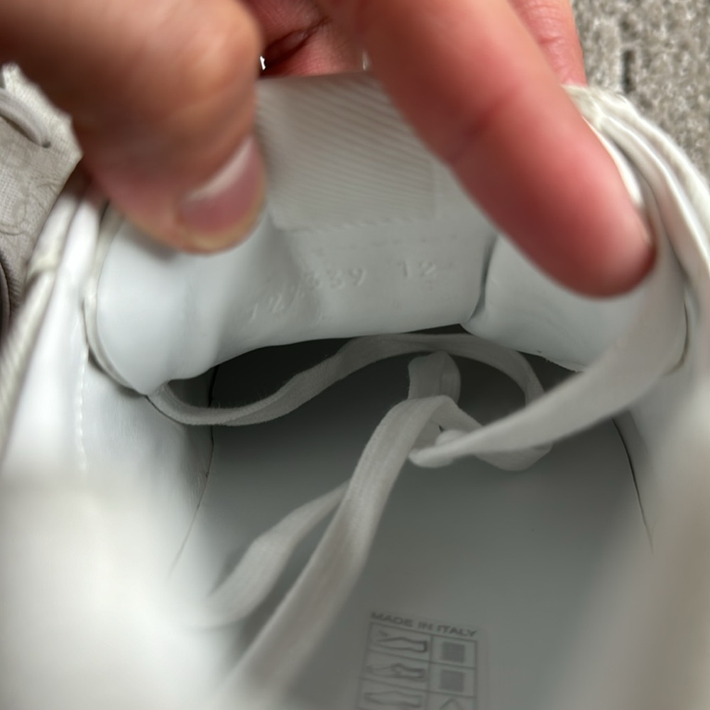 Gucci Rhyton Sneaker - Picture 10 of 10